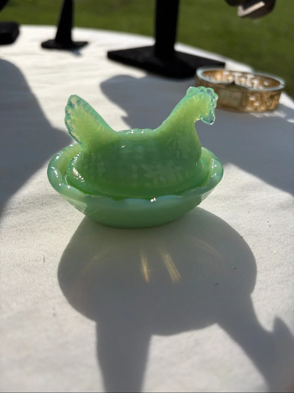 Mini Hen on a nest salt cellar